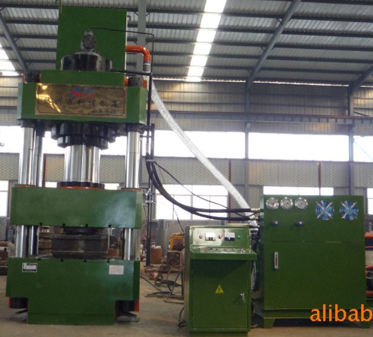 800噸四柱油壓機(四柱液壓機) 800噸四柱油壓機(四柱液壓機)